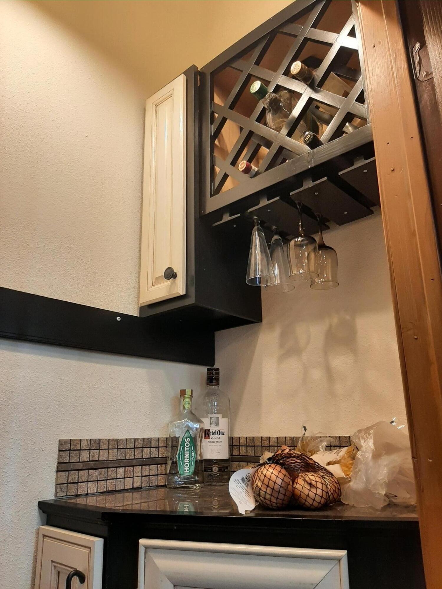 11241 NW Irvine Avenue