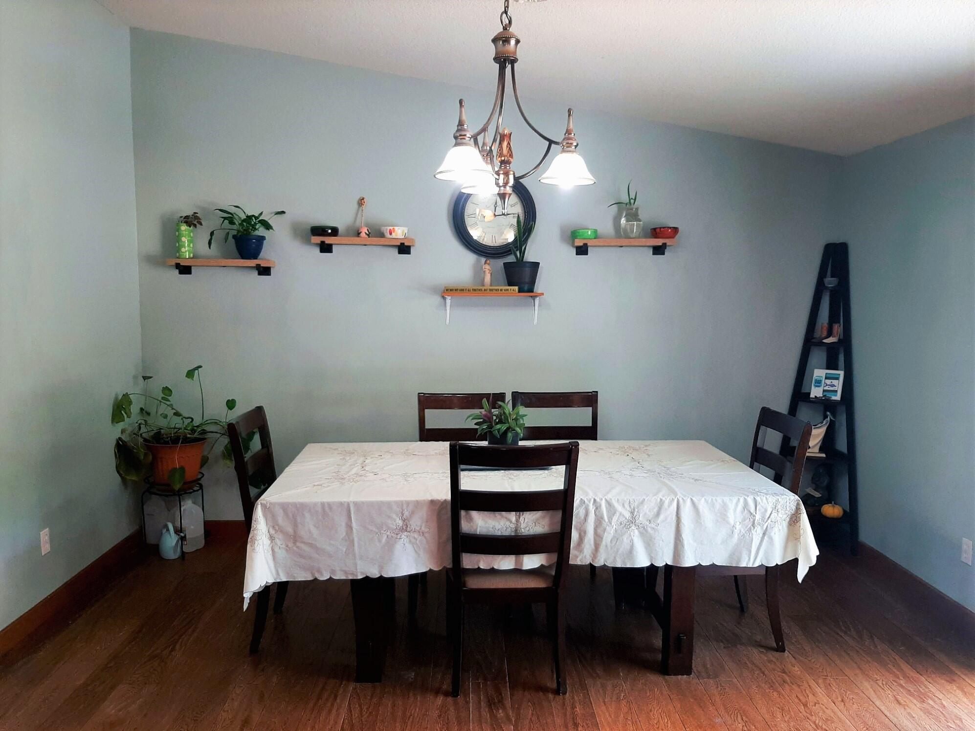 11241 NW Irvine Avenue