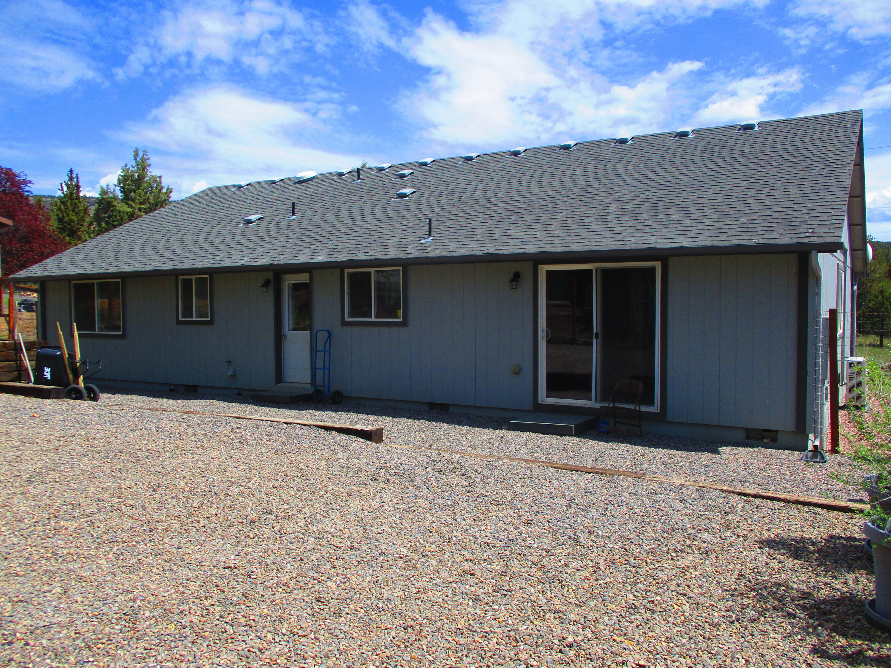 11241 NW Irvine Avenue