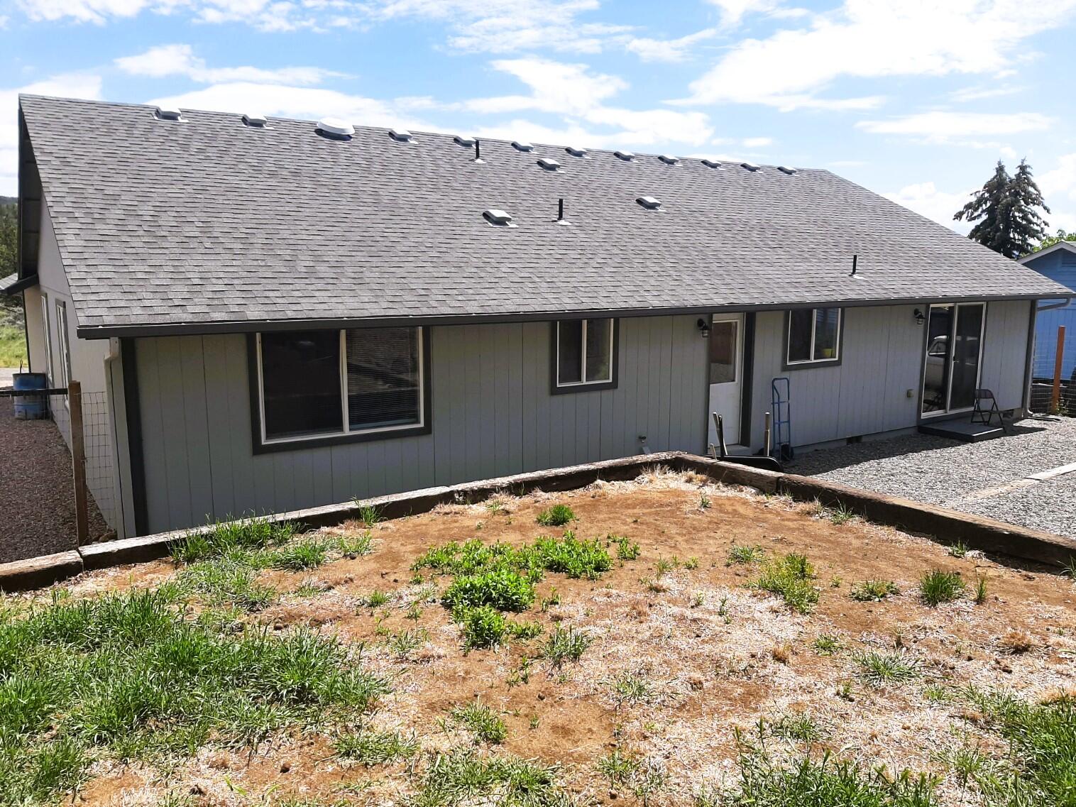 11241 NW Irvine Avenue