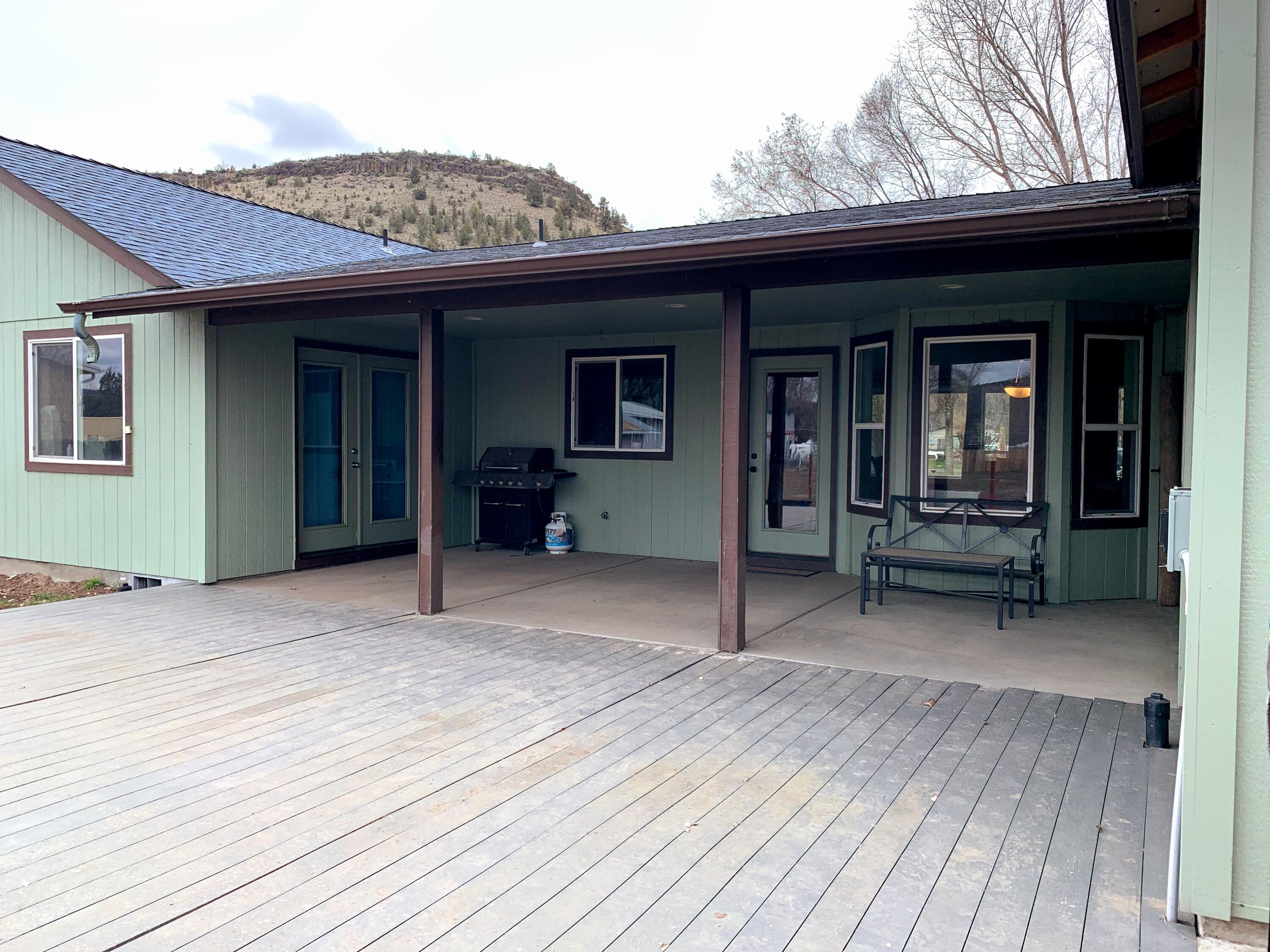 2309 SE Melrose Drive