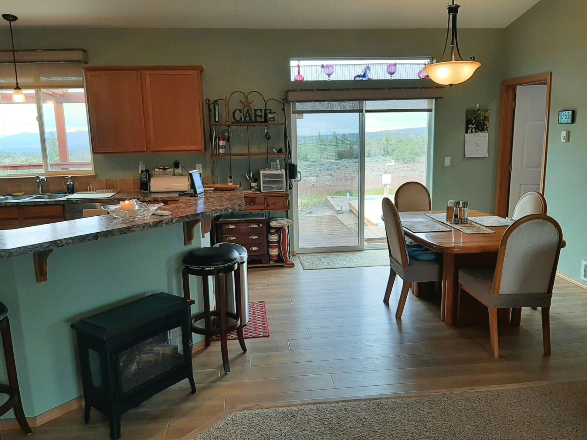 10225 SE Ridge View Road