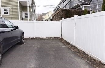 60 Romsey St # 3
