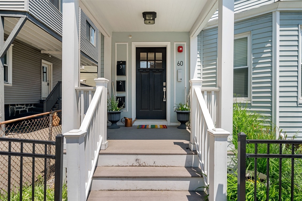 60 Romsey St # 3