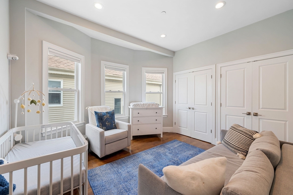 60 Romsey St # 3