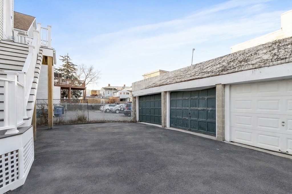 17 Everett Ave