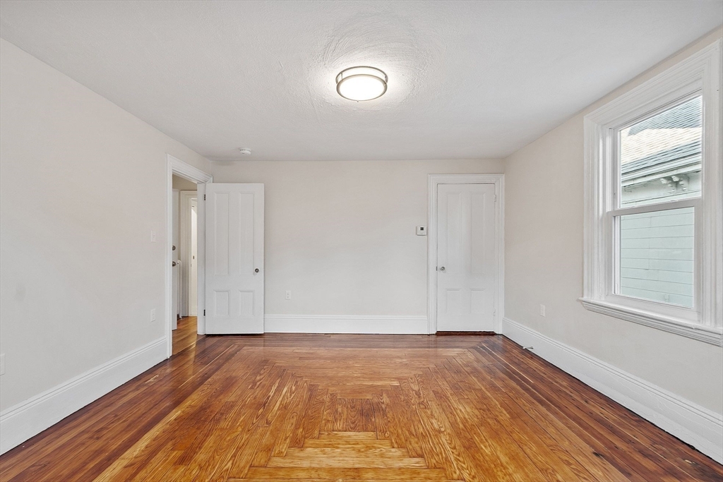 17 Everett Ave