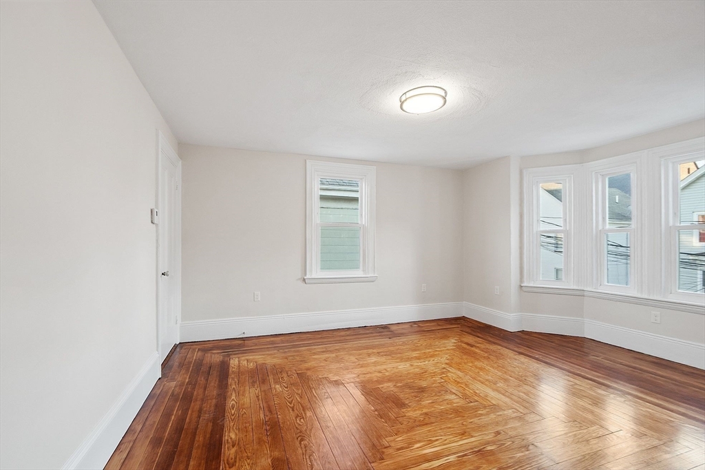 17 Everett Ave