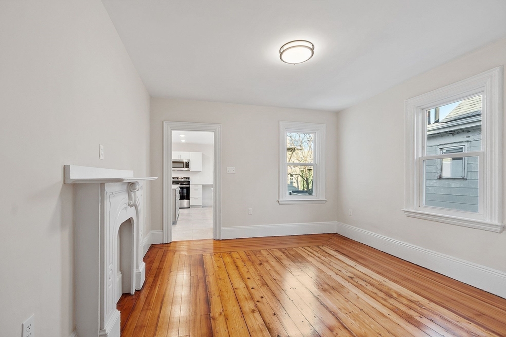 17 Everett Ave