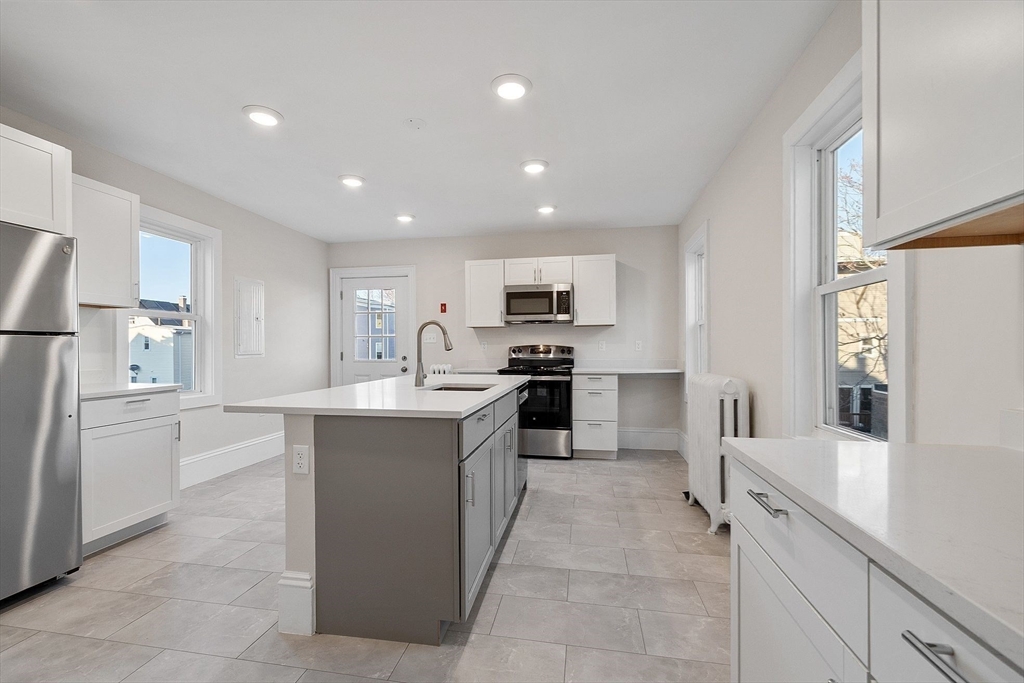 17 Everett Ave