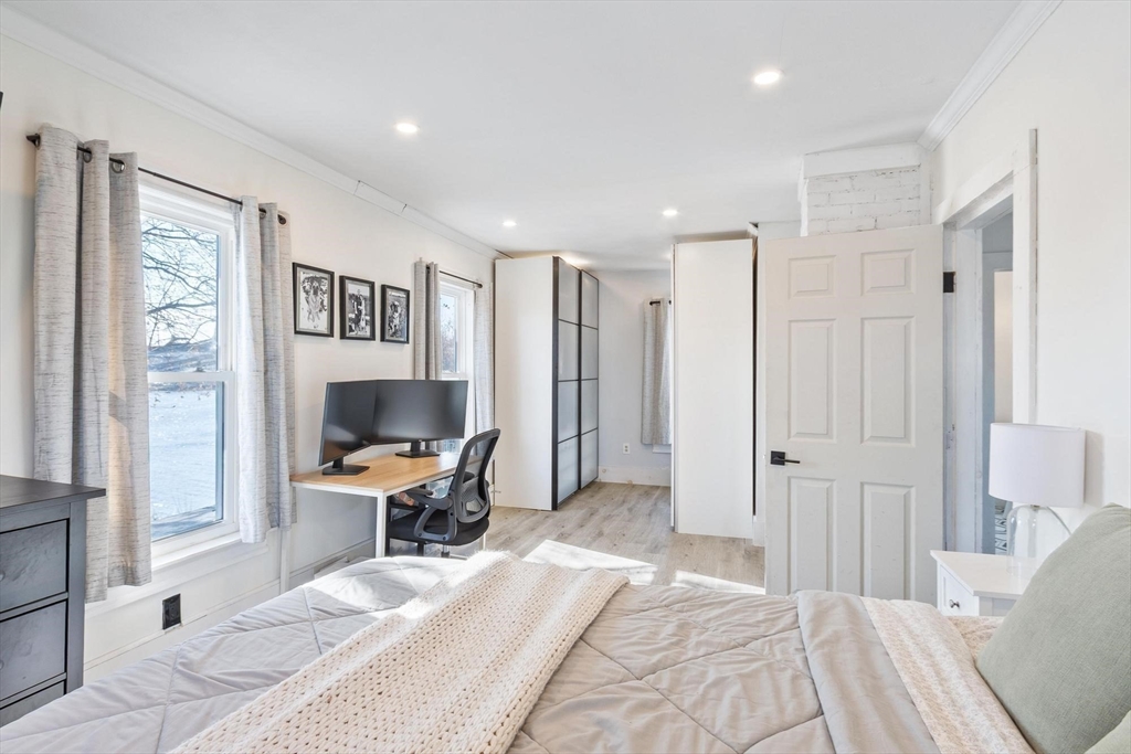 10 Lake View Pl