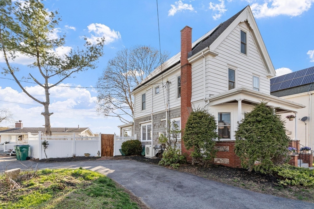 10 Lake View Pl