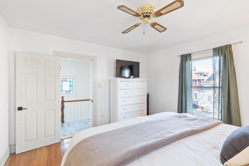10 Lake View Pl
