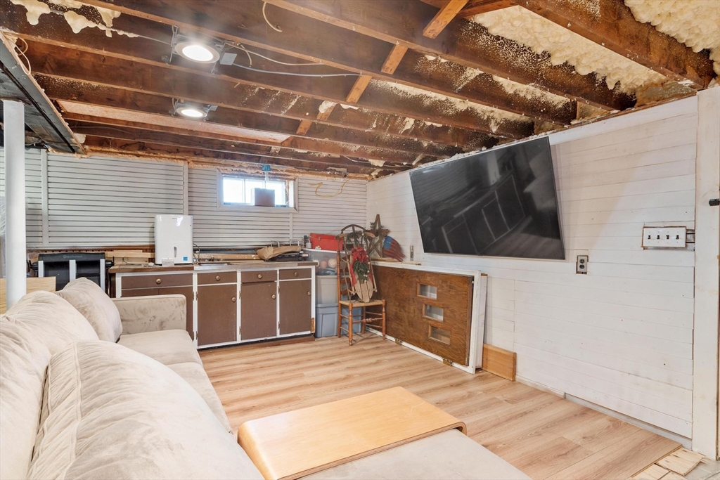 10 Lake View Pl