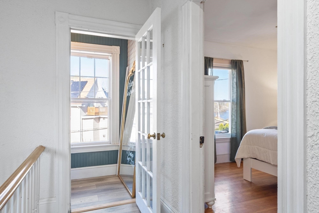 10 Lake View Pl