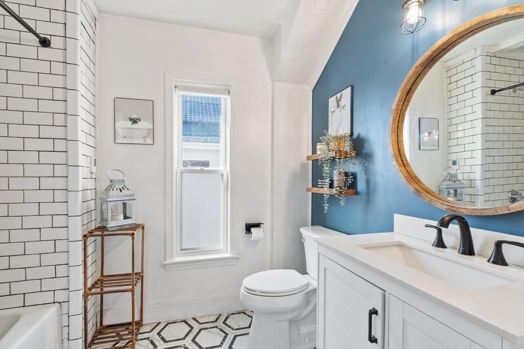10 Lake View Pl