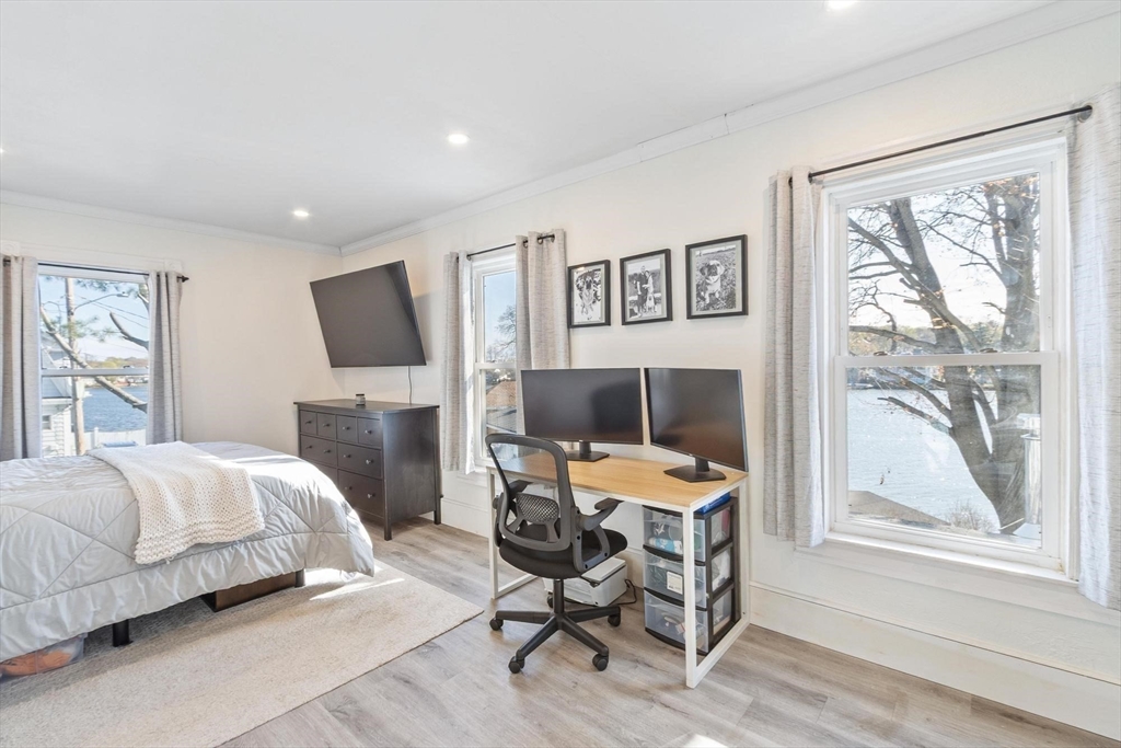 10 Lake View Pl
