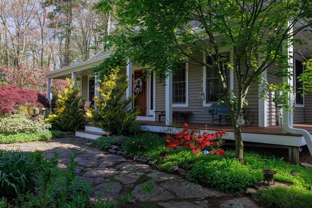 328 East County Rd