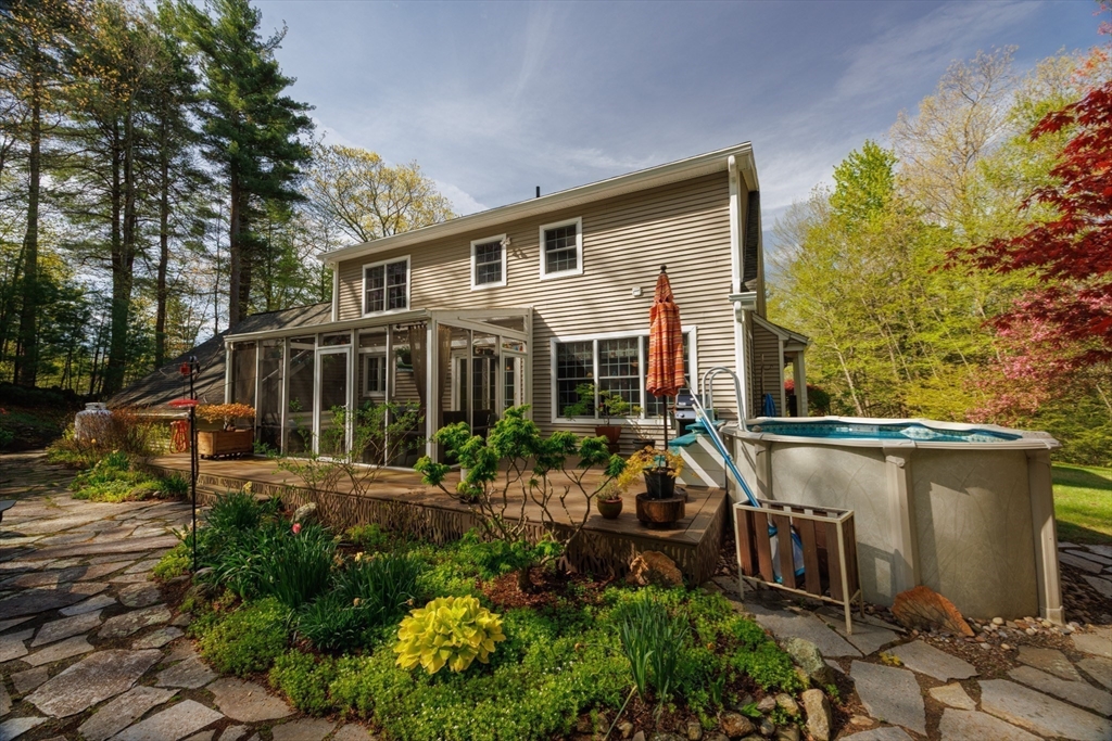 328 East County Rd