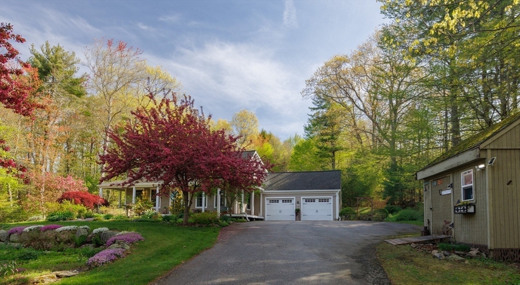 328 East County Rd