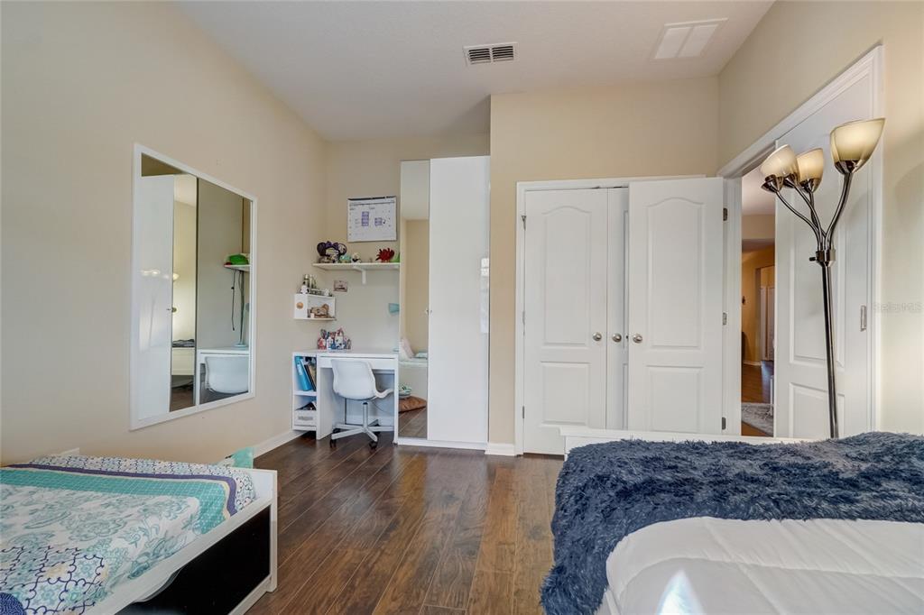 2776 CORBEL LOOP
