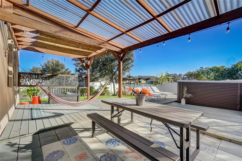 2776 CORBEL LOOP