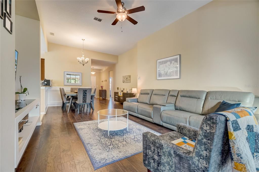 2776 CORBEL LOOP
