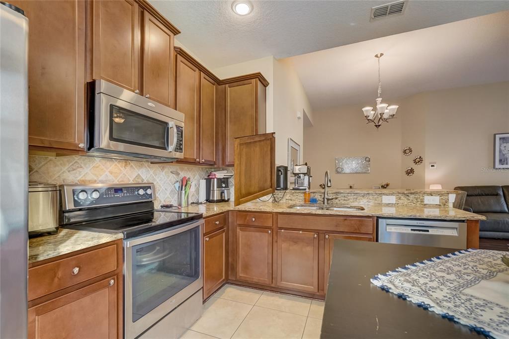 2776 CORBEL LOOP