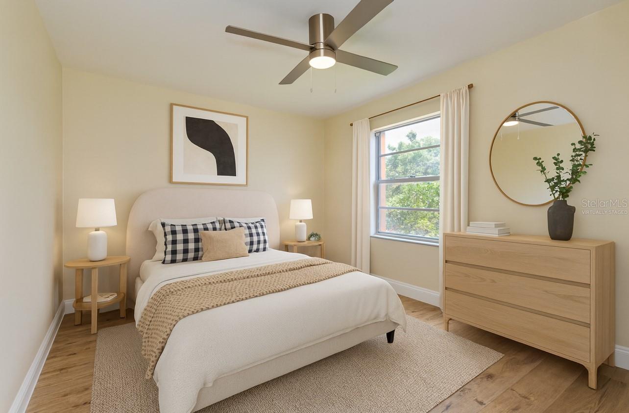 4806 S SEMORAN BLVD #201