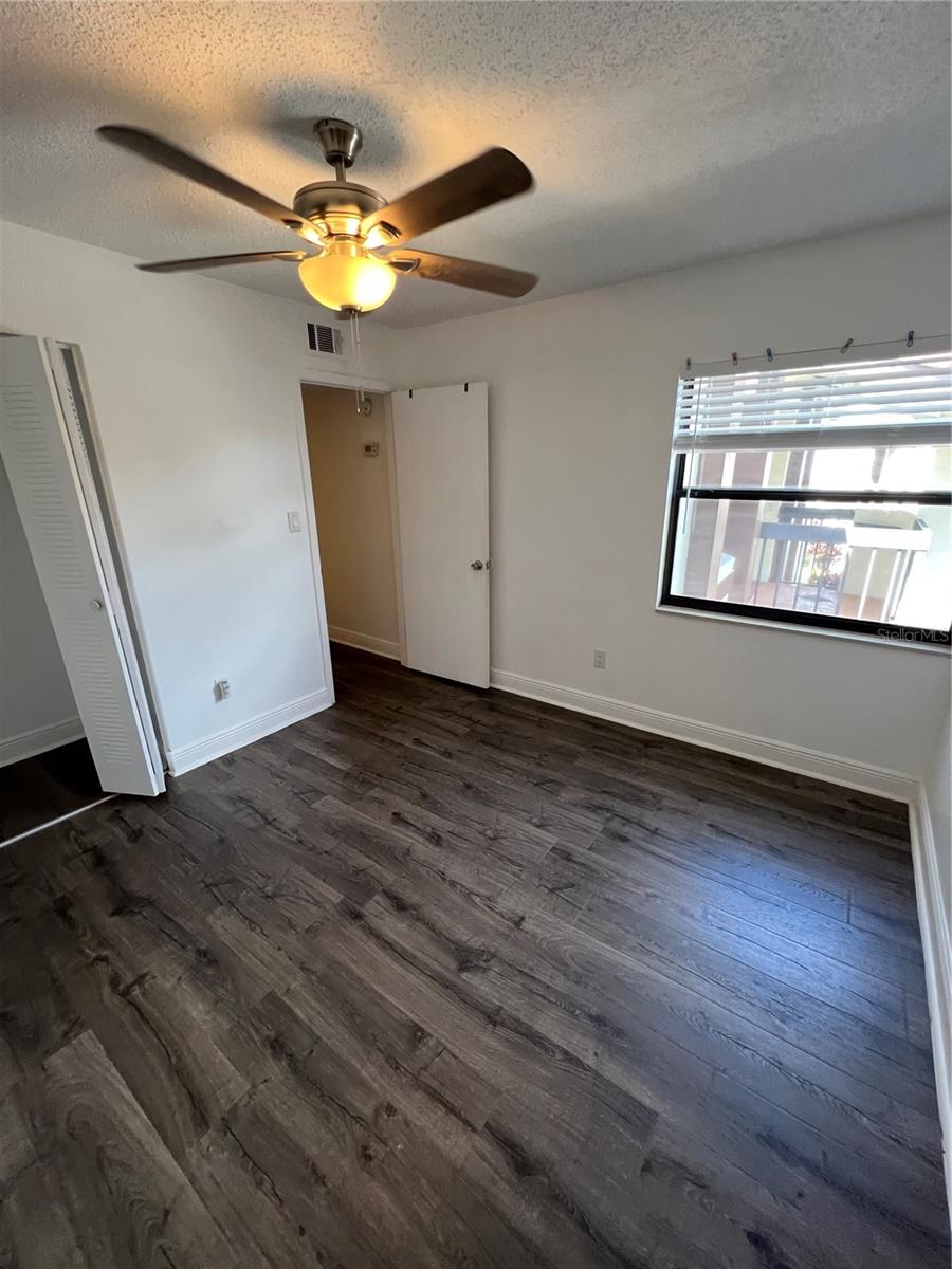 6078 WILLOWPOINTE CIR #203