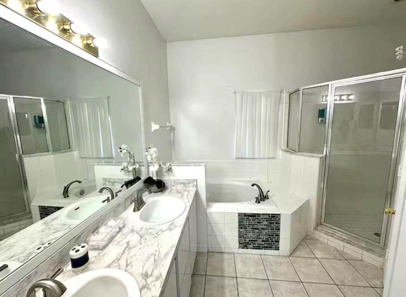 5212 JASMINE TRACE LN