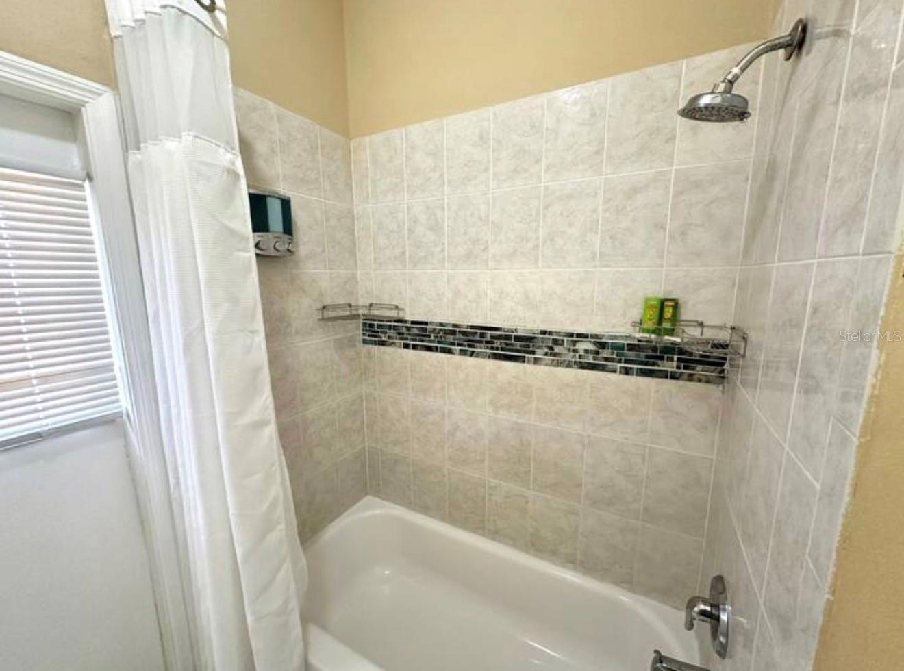 5212 JASMINE TRACE LN