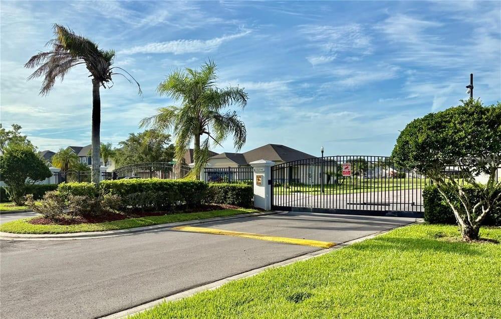 2831 VILLAGE PINE TER