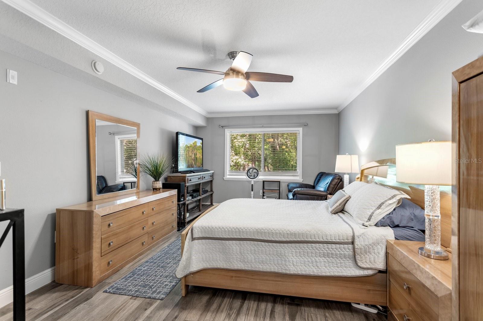 1150 CARMEL CIR #106