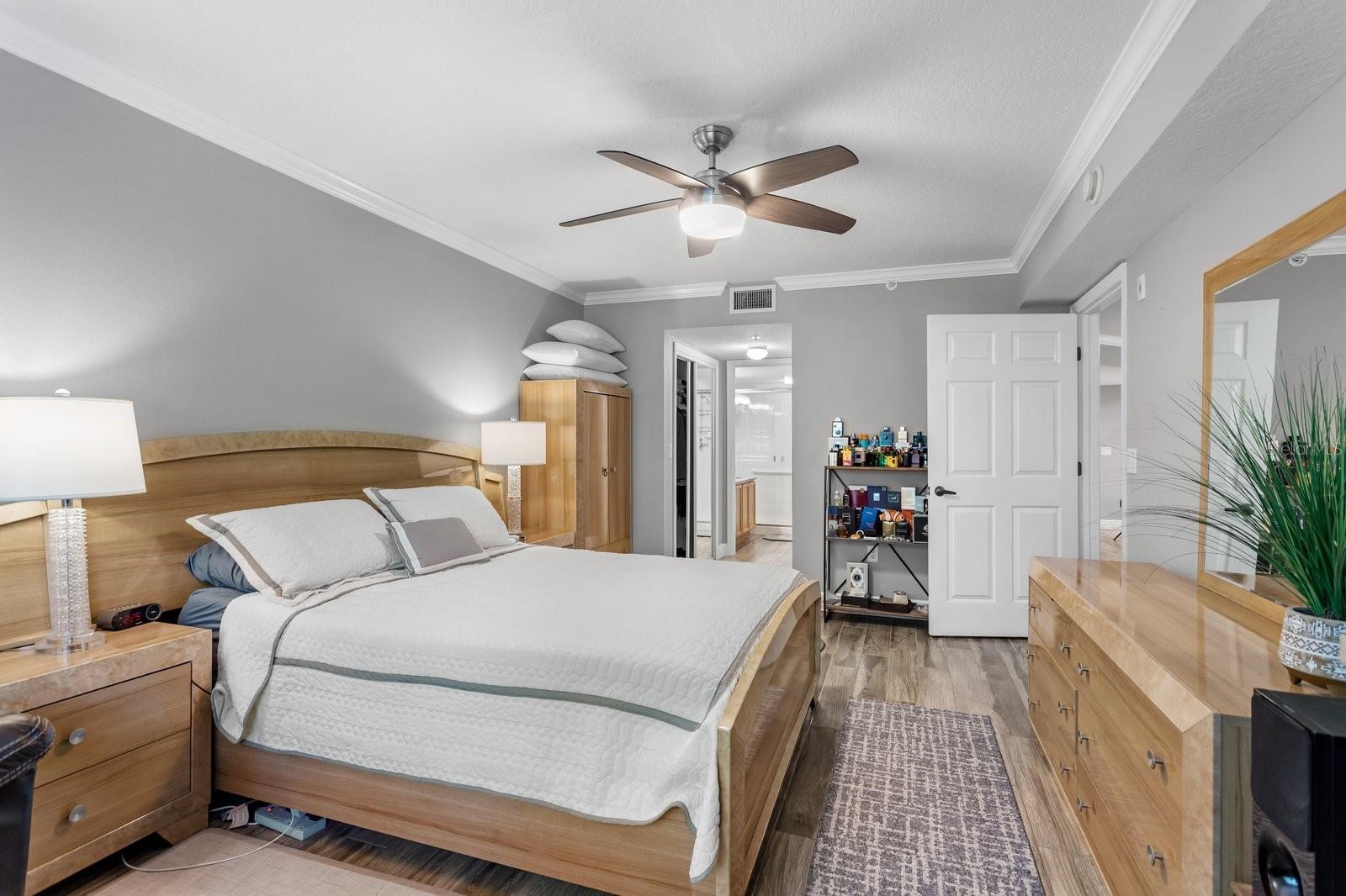 1150 CARMEL CIR #106