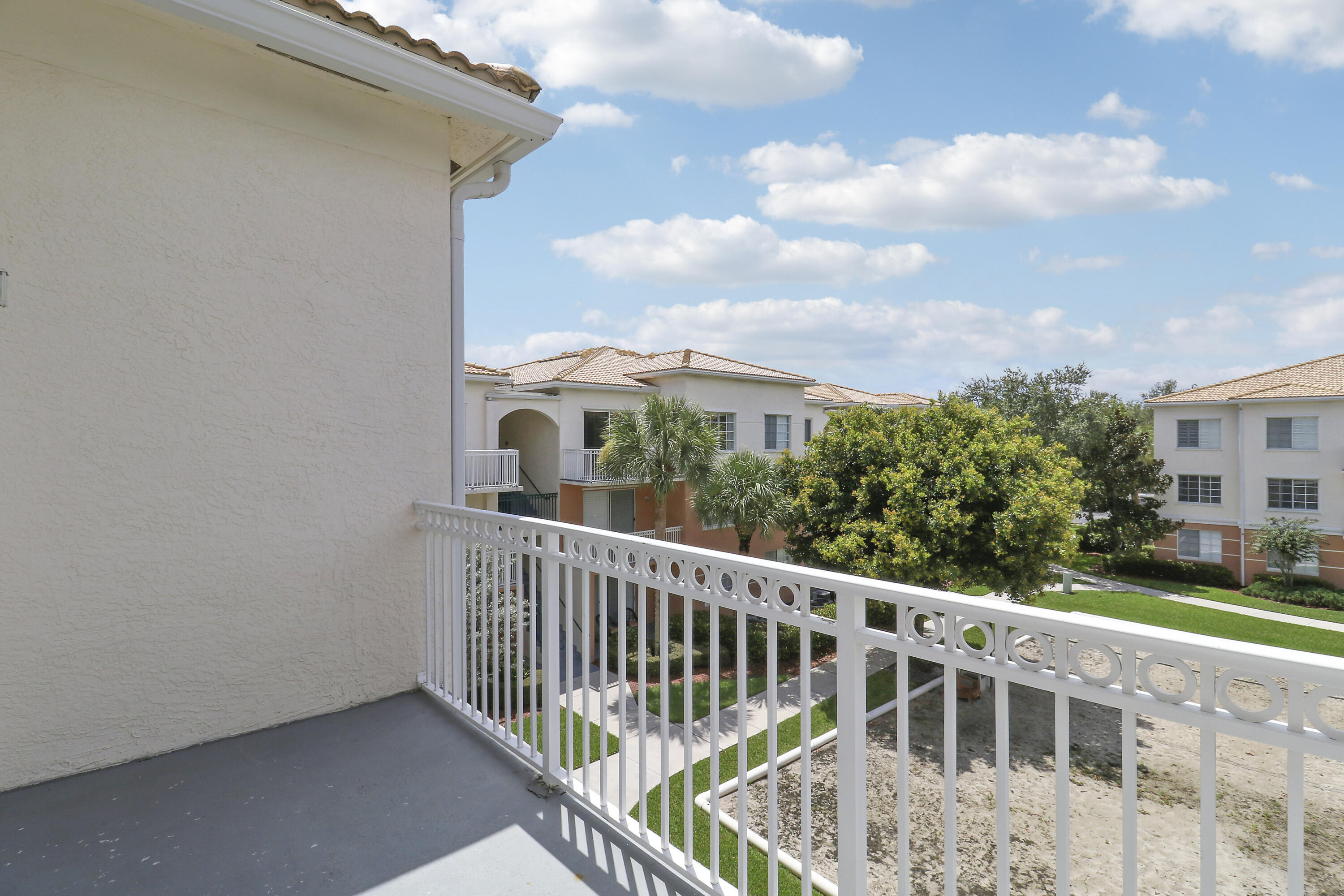 4302 Myrtlewood Circle E