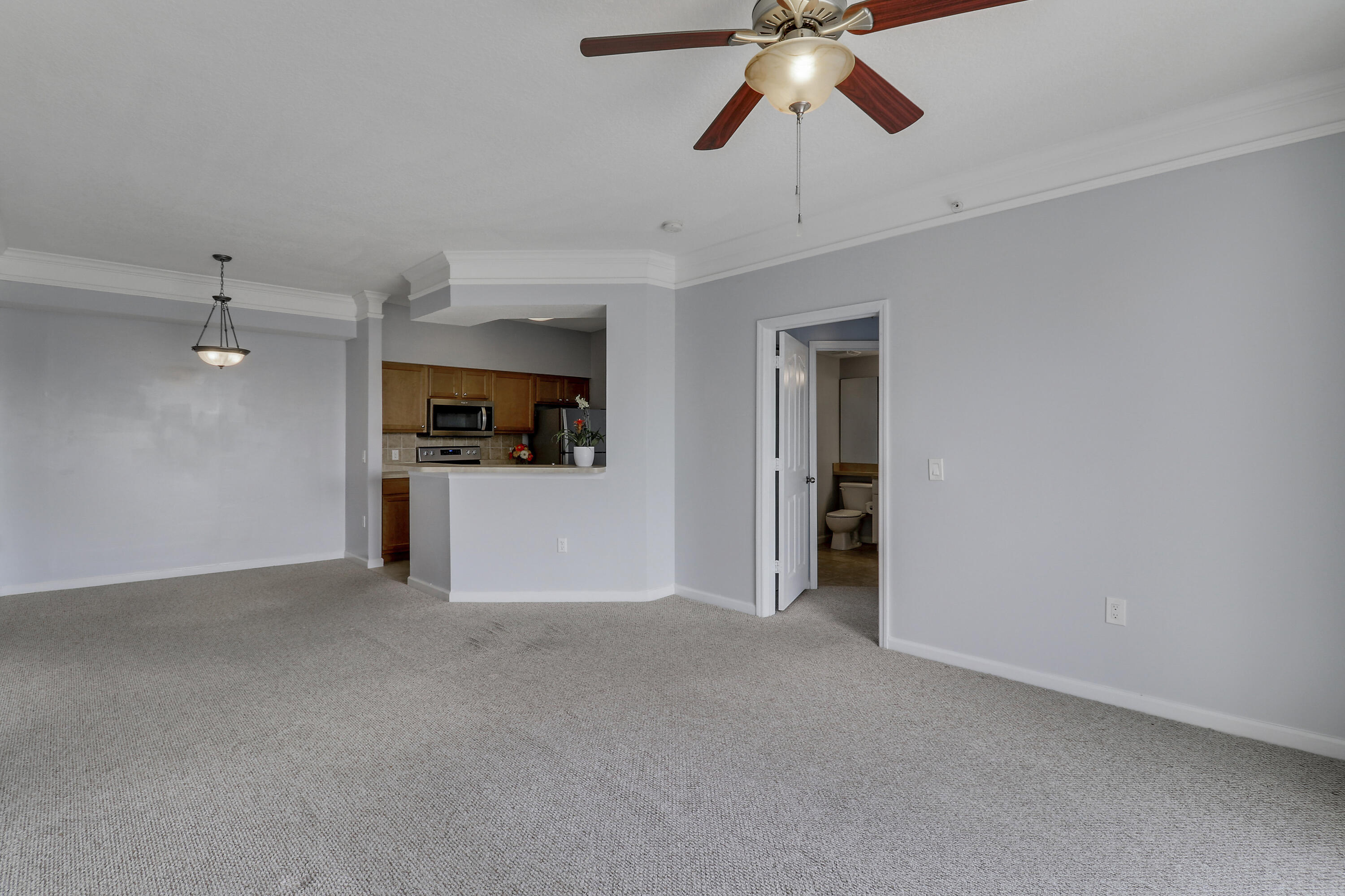 4302 Myrtlewood Circle W