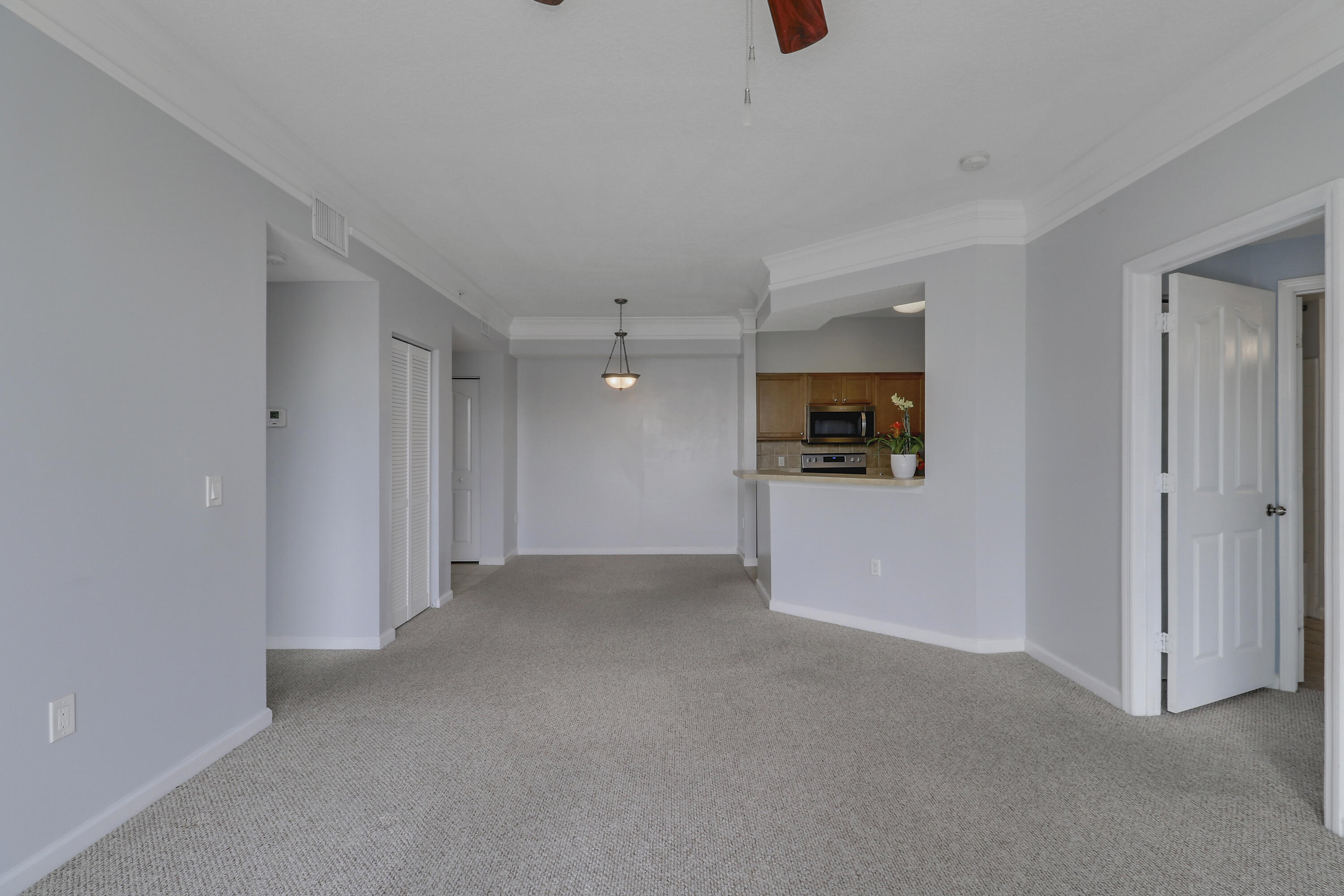 4302 Myrtlewood Circle W