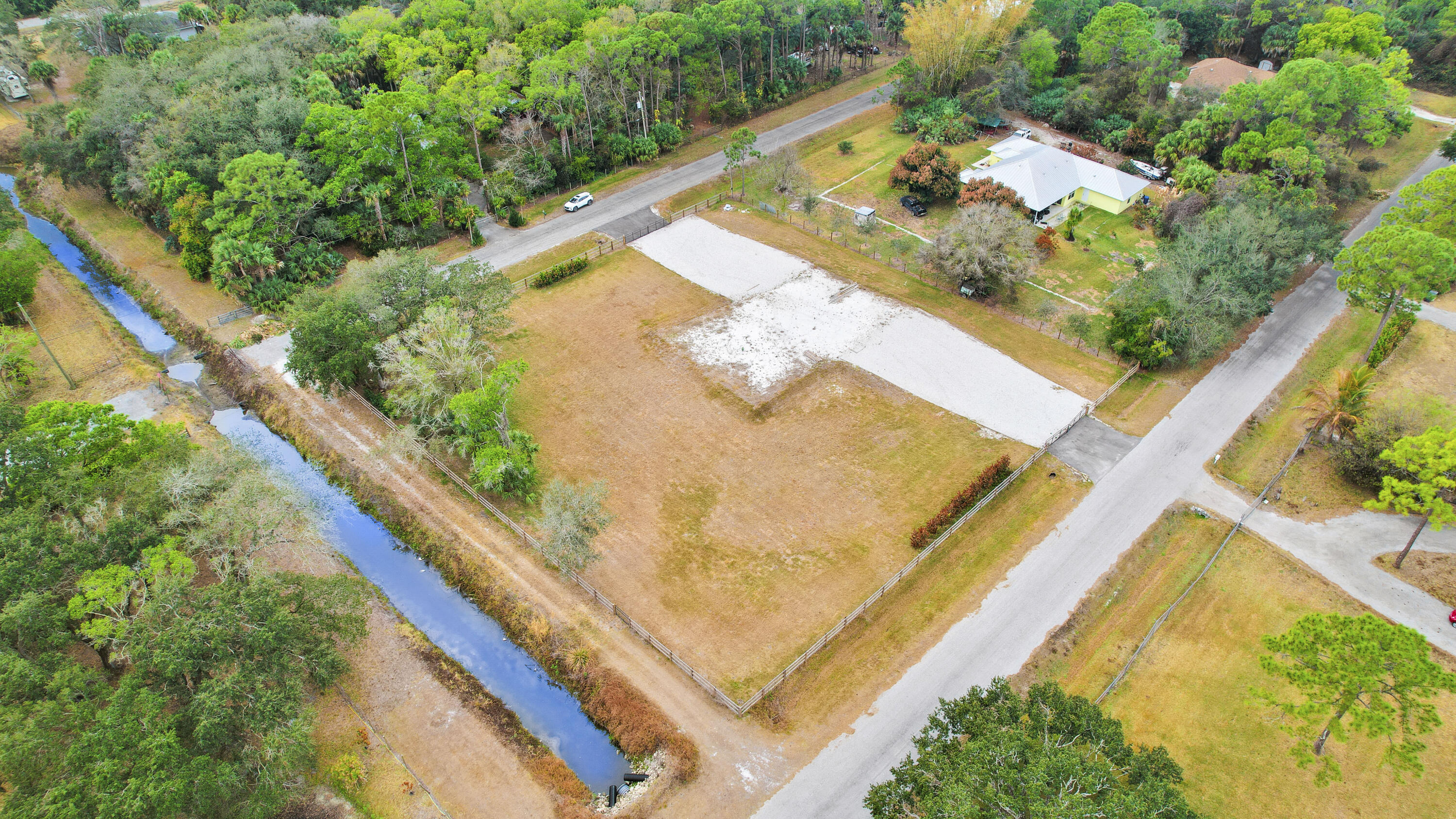 15743 99th Street N