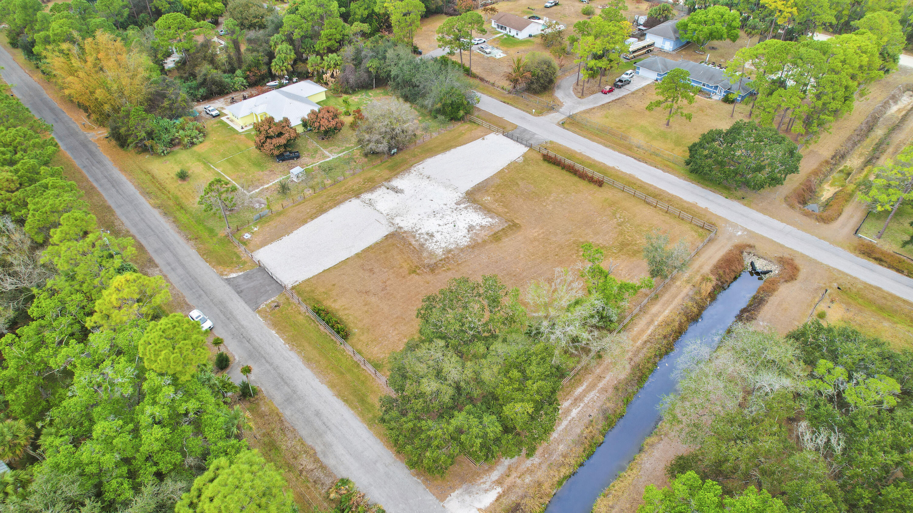15743 99th Street N
