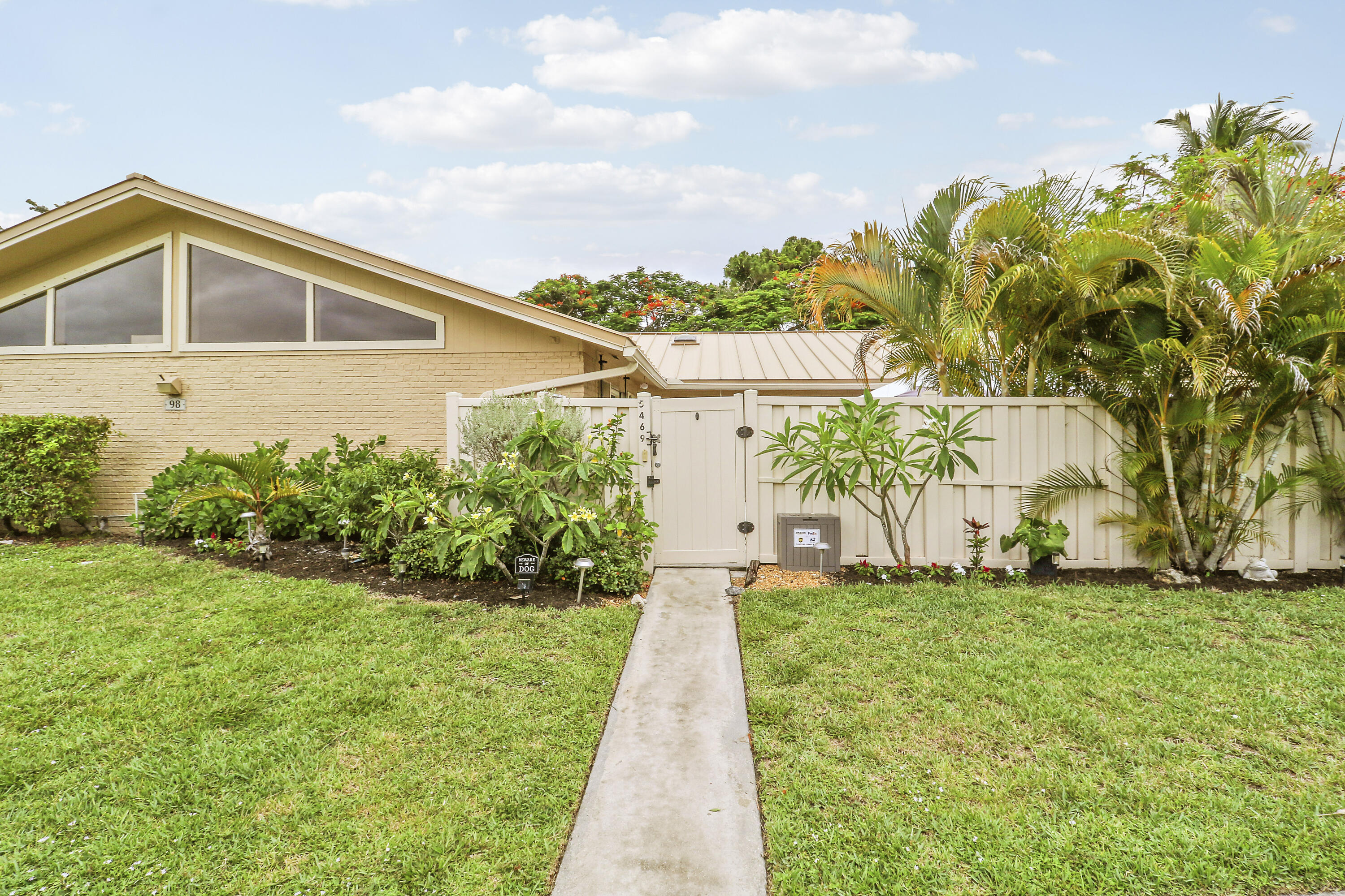 5469 Eagle Lake Drive