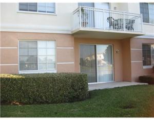 8112 Myrtlewood Circle W