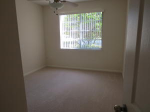 8112 Myrtlewood Circle W