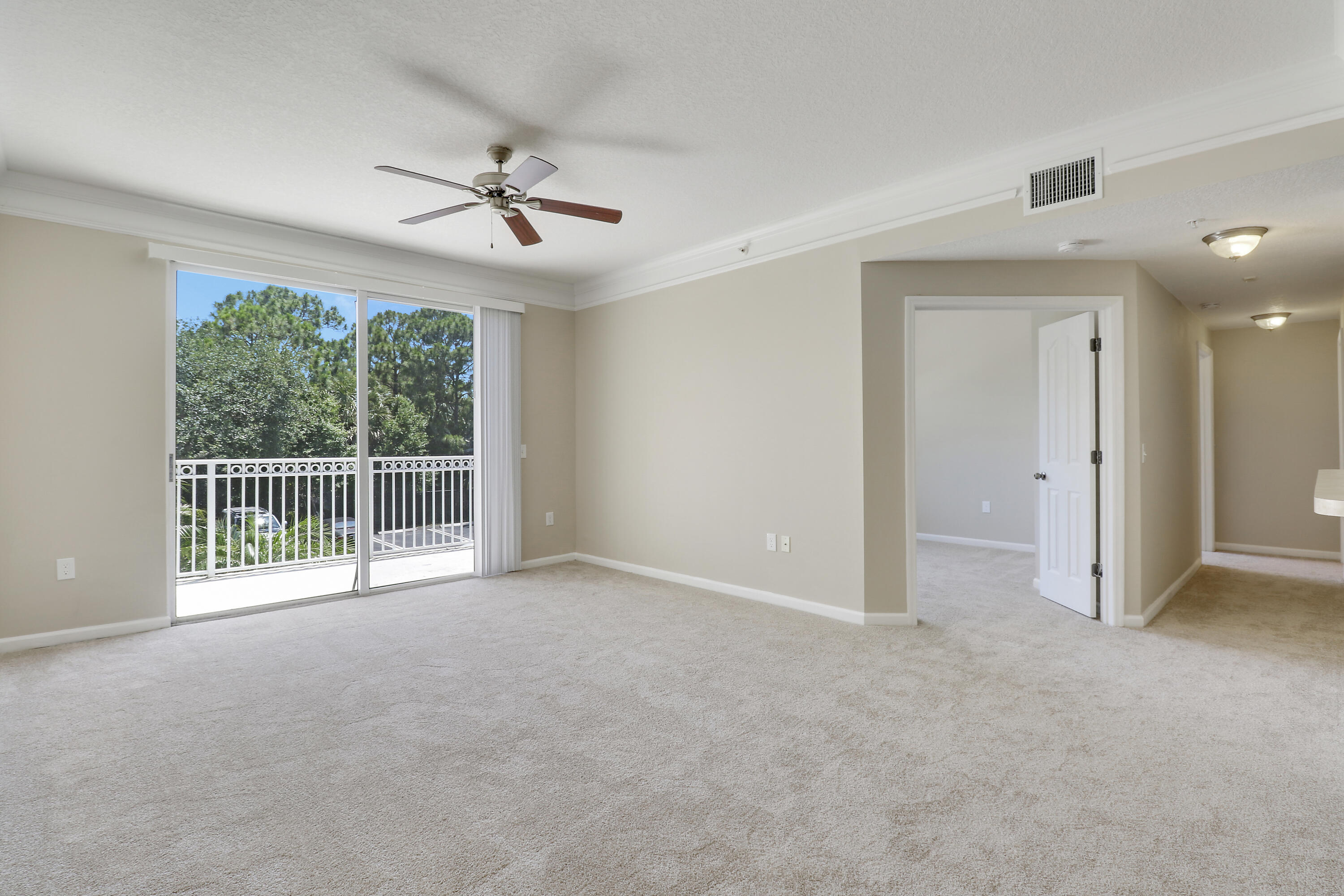 9211 Myrtlewood Circle W