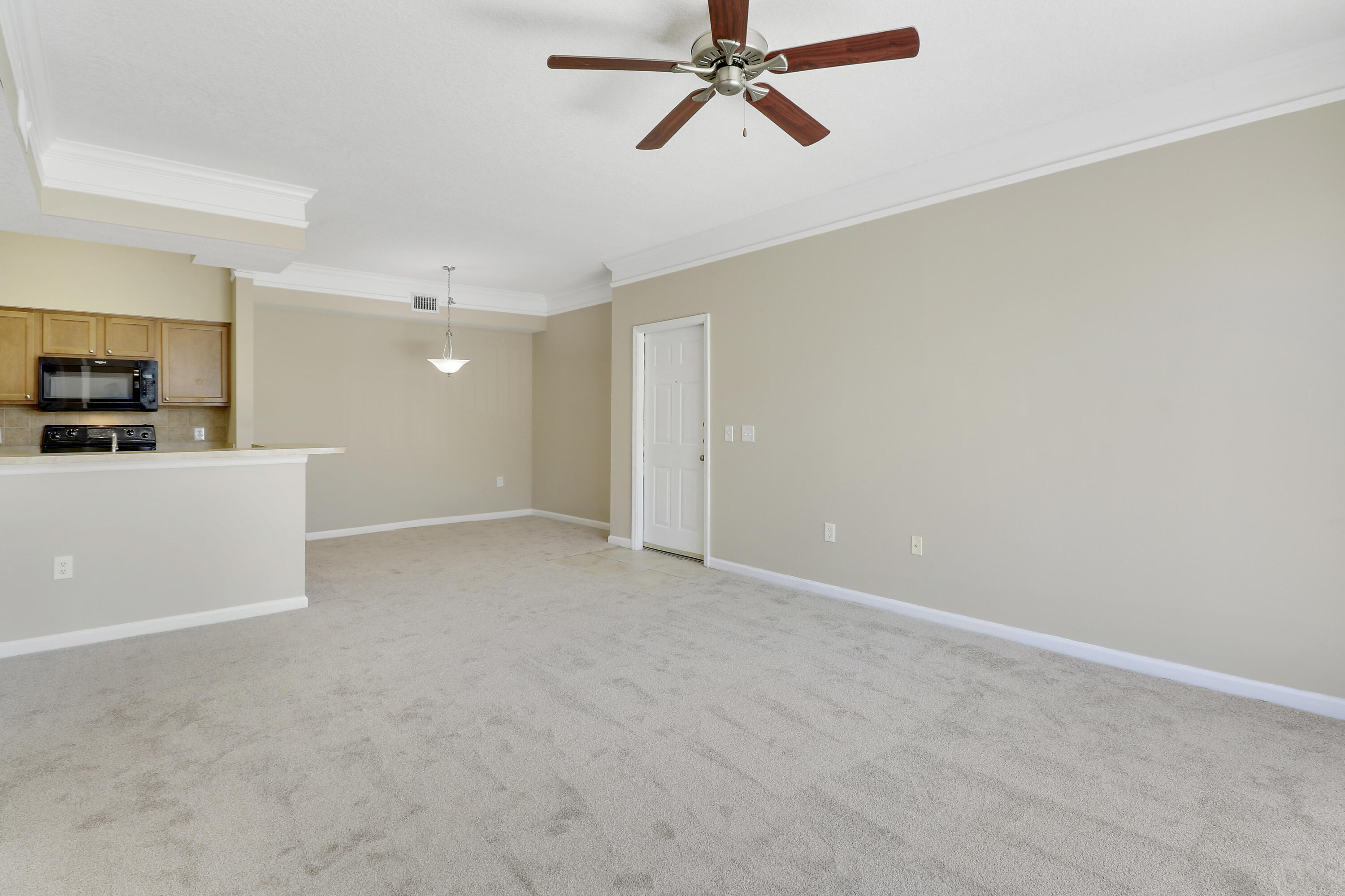 9211 Myrtlewood Circle W