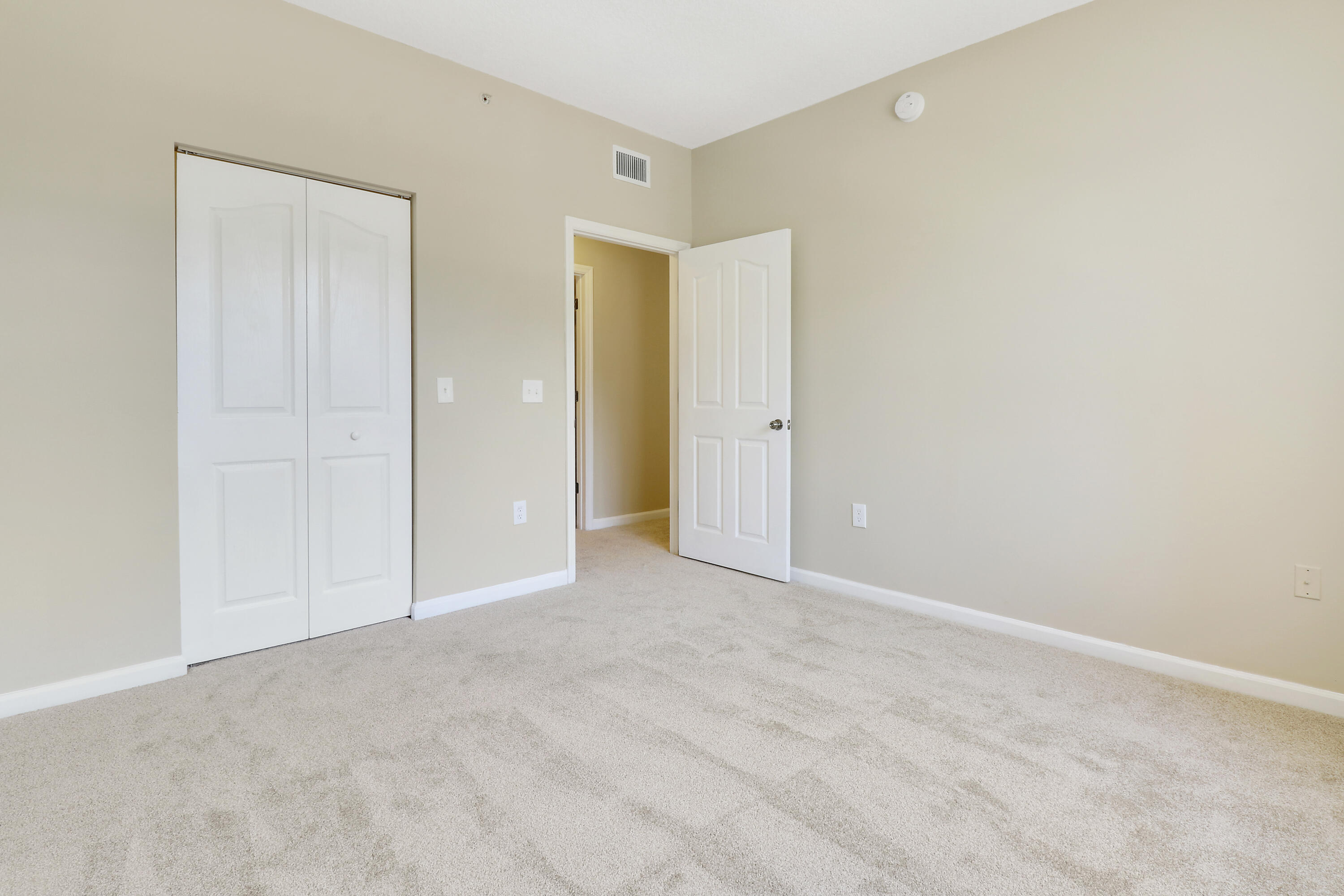 9211 Myrtlewood Circle W