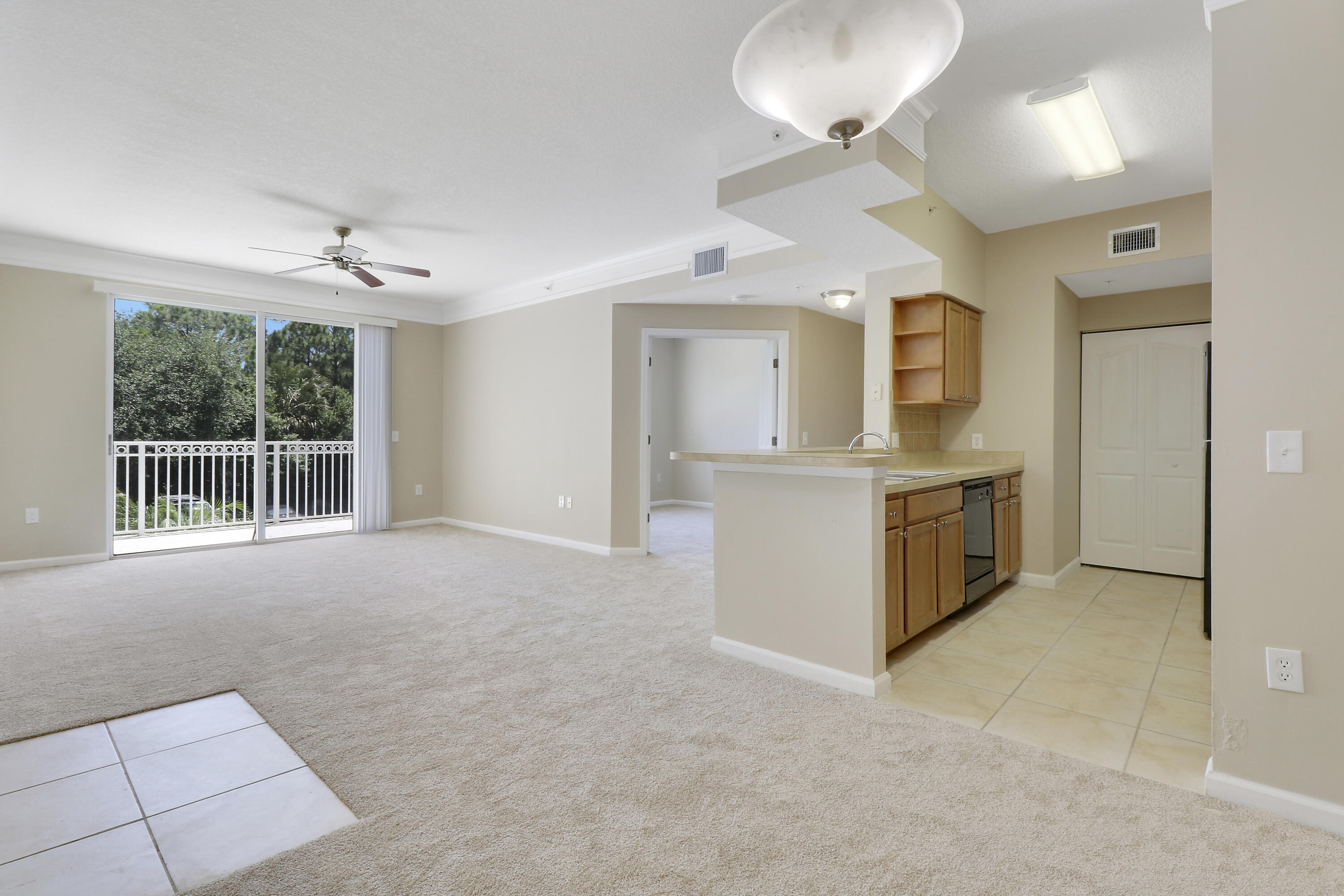 9211 Myrtlewood Circle W