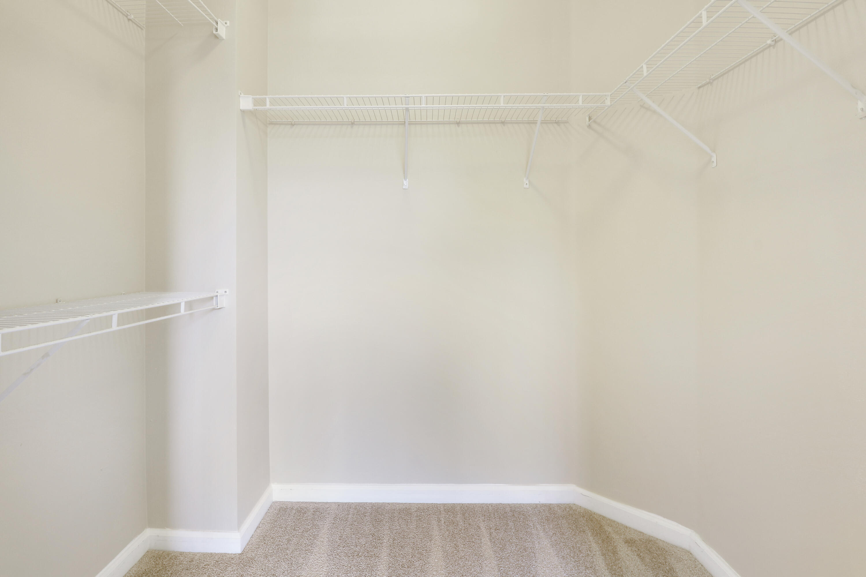 9211 Myrtlewood Circle W