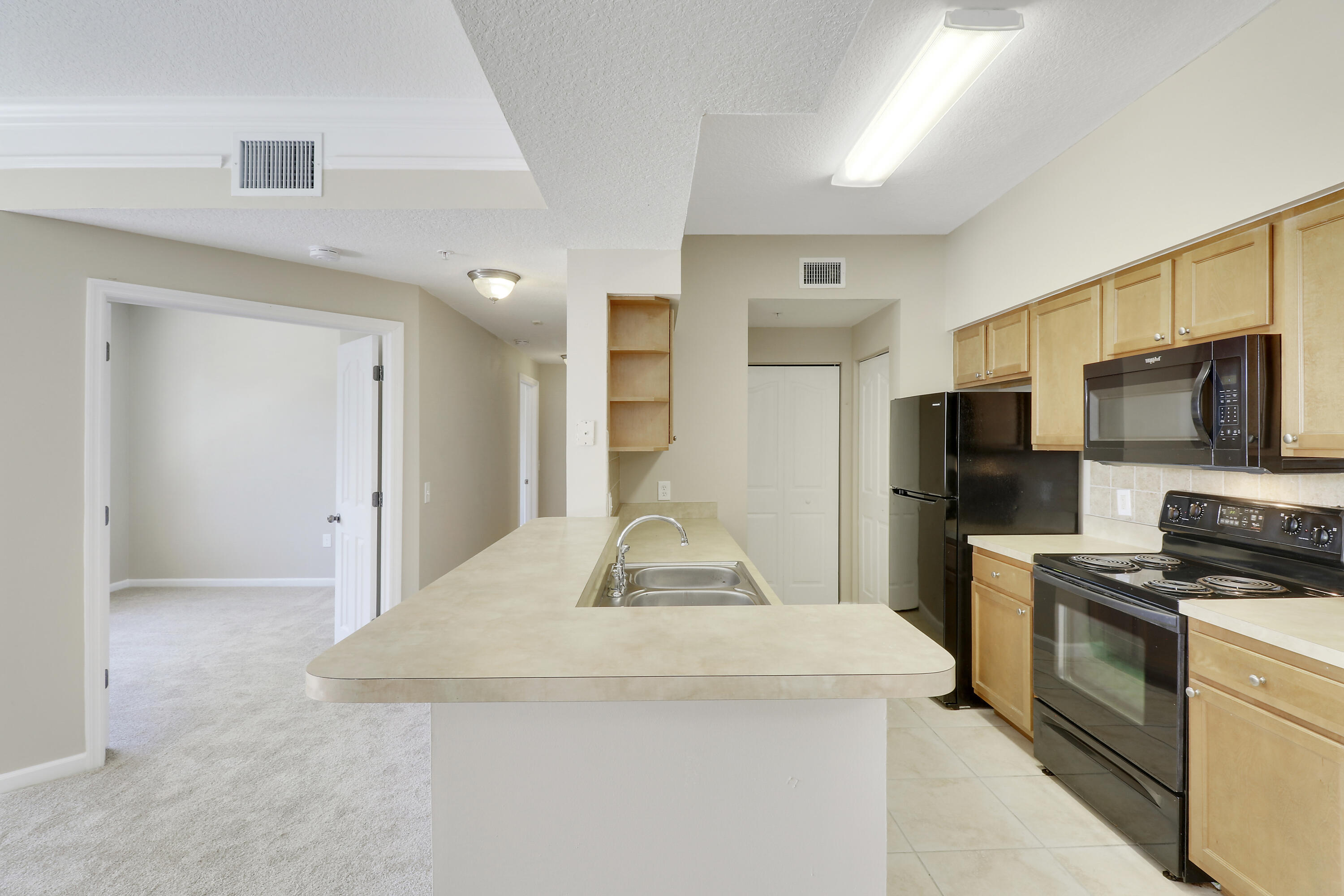 9211 Myrtlewood Circle W