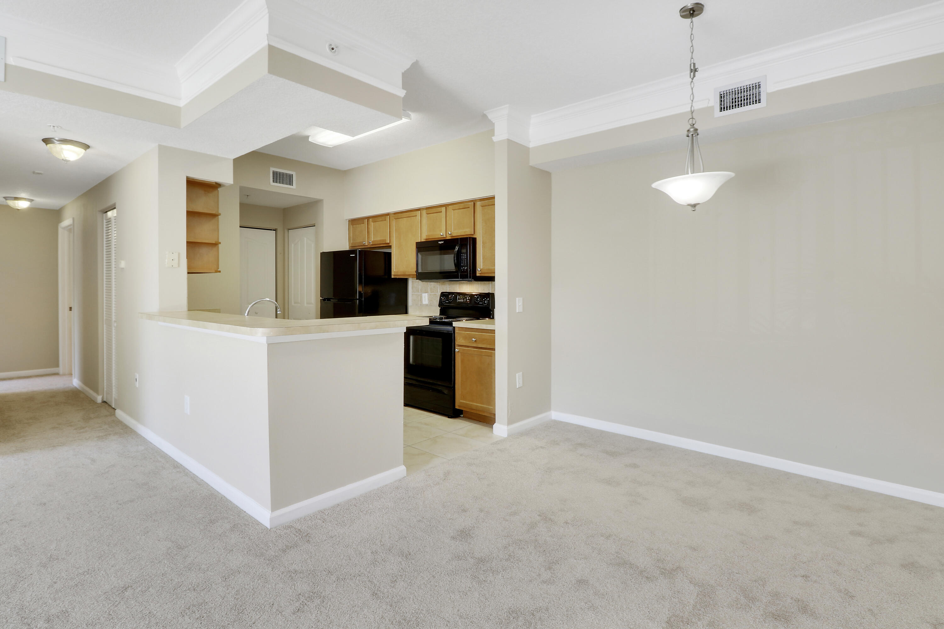 9211 Myrtlewood Circle W